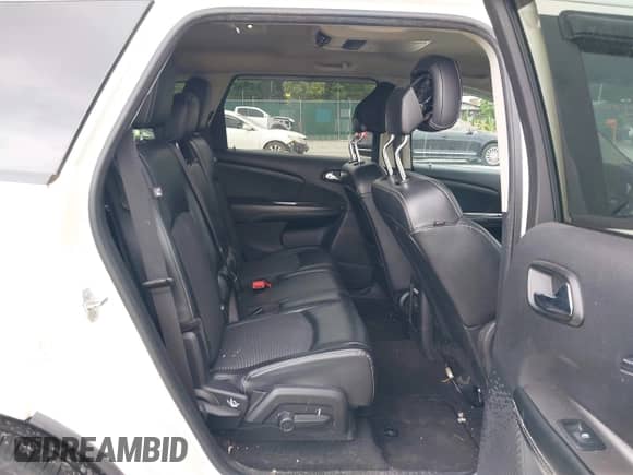 2015 Dodge Journey Crossroad с VIN 3C4PDDGG0FT589298, выставлен на аукционе IAAI как лот 42925855 с пробегом 220 557 миль миль и . История ставок и продаж доступна на DreamBid. Изображение 8.