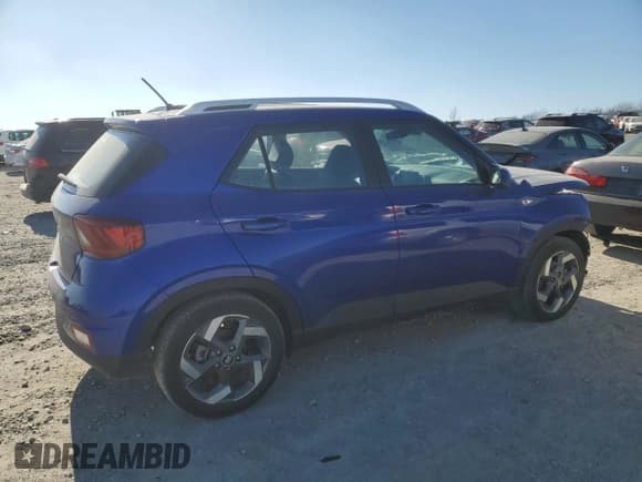 ✅ 2024 Hyundai Venue SEL • VIN: KMHRC8A34RU287902 • Lot: 89044325. Listed on Copart with 24,776 mi. Free auction sales archive from the USA and detailed vehicle history report at DreamBid. Image 3.