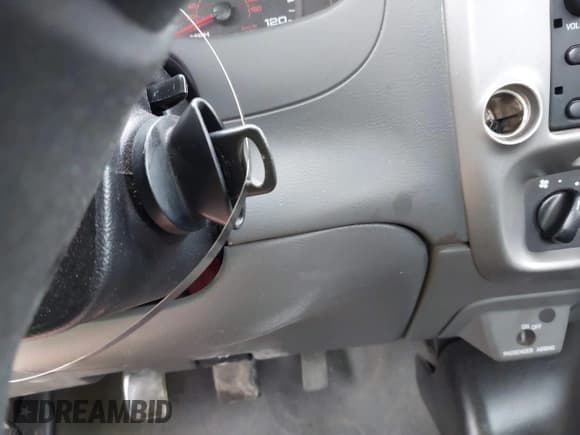 ✅ 2006 Ford Ranger XL • VIN: 1FTYR10D36PA73719 • Lot: 42776114. Listed on IAAI with 126,105 mi. Free auction sales archive from the USA and detailed vehicle history report at DreamBid. Image 11.