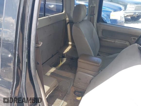 ✅ 2002 Nissan Frontier XE • VIN: 1N6DD26S02C346798 • Лот: 42946255. Опубликован ранее на IAAI с пробегом 206 534 миль. Бесплатный доступ к архиву аукционных продаж из США и подробный отчёт об истории автомобиля на DreamBid. Изображение 8.