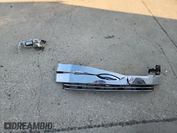 ✅ 2017 Ford F-250 Lariat • VIN: 1FT7W2BT5HEE16642 • Лот: 86484085. Опубликован ранее на Copart с пробегом 124 161 миль. Бесплатный доступ к архиву аукционных продаж из США и подробный отчёт об истории автомобиля на DreamBid. Изображение 12.