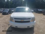 ✅ 2007 Chevrolet Suburban LT • VIN: 1GNFC16007J294395 • Lot: 42590528. Listed on IAAI with 261,070 mi. Free auction sales archive from the USA and detailed vehicle history report at DreamBid. Image 12.