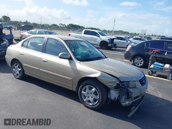 ✅ 2005 Hyundai Elantra GLS • VIN: KMHDN46D65U109272 • Lot: 42823141. Wystawiony na IAAI z przebiegiem 130 693 mil. Bezpłatny archiwum sprzedaży aukcyjnych z USA i szczegółowy raport historii pojazdu na DreamBid. Zdjęcie 1.