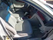 ✅ 2003 Lexus ES 300 • VIN: JTHBF30G035038498 • Lot: 43674254. Listed on IAAI with 194,687 mi. Free auction sales archive from the USA and detailed vehicle history report at DreamBid. Image 5.