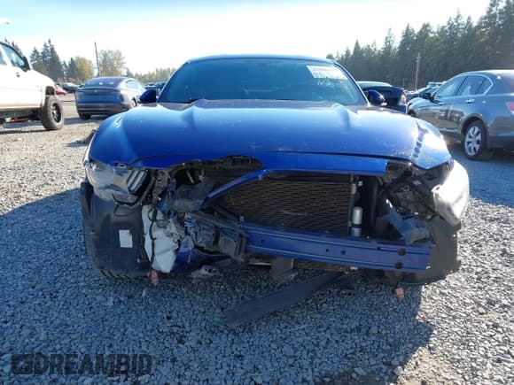 ✅ 2016 Ford Mustang V6 • VIN: 1FA6P8AM8G5211732 • Lot: 43506323. Listed on IAAI with 68,532 mi. Free auction sales archive from the USA and detailed vehicle history report at DreamBid. Image 6.