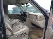 ✅ 2005 GMC Yukon SLT • VIN: 1GKEC13T25J151887 • Lot: 43663000. Listed on IAAI with 224,430 mi. Free auction sales archive from the USA and detailed vehicle history report at DreamBid. Image 5.