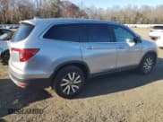 ✅ 2019 Honda Pilot EX-L • VIN: 5FNYF6H56KB059515 • Lot: 92872955. Listed on Copart with 123,703 mi. Free auction sales archive from the USA and detailed vehicle history report at DreamBid. Image 3.