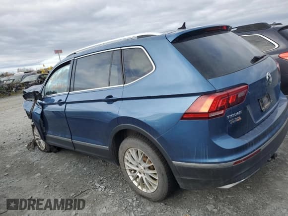✅ 2018 Volkswagen Tiguan SEL Premium • VIN: 3VV4B7AX8JM057790 • Lot: 85756355. Wystawiony na Copart z przebiegiem Nie podano. Bezpłatny archiwum sprzedaży aukcyjnych z USA i szczegółowy raport historii pojazdu na DreamBid. Zdjęcie 2.