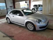 ✅ 2014 Volkswagen Beetle Entry • VIN: 3VWF17AT7EM659056 • Lot: 81663565. Wystawiony na Copart z przebiegiem 129 208 mil. Bezpłatny archiwum sprzedaży aukcyjnych z USA i szczegółowy raport historii pojazdu na DreamBid. Zdjęcie 4.