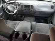 ✅ 2001 Ford F-150 XL • VIN: 1FTRX18L21NB64524 • Лот: 92050325. Опубликован ранее на Copart с пробегом 77 171 миль. Бесплатный доступ к архиву аукционных продаж из США и подробный отчёт об истории автомобиля на DreamBid. Изображение 8.