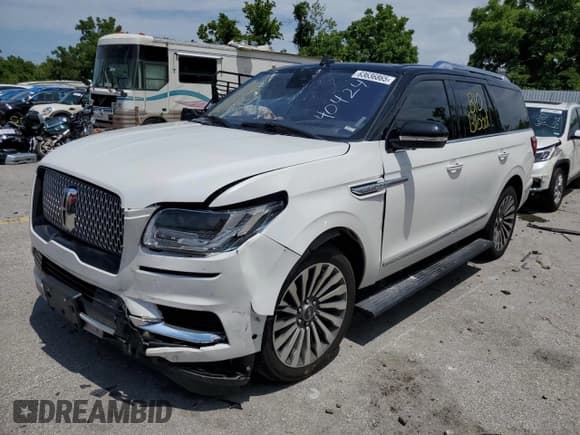 ✅ 2020 Lincoln Navigator Reserve • VIN: 5LMJJ2LT0LEL10152 • Lot: 63636865. Listed on Copart with 95,100 mi. Free auction sales archive from the USA and detailed vehicle history report at DreamBid. Image 1.