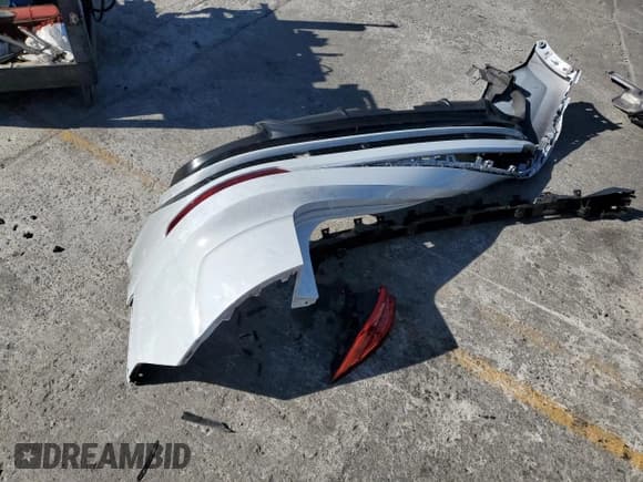 ✅ 2021 Audi SQ8 Prestige • VIN: WA1CWBF15MD022818 • Lot: 70191875. Listed on Copart with 36,189 mi. Free auction sales archive from the USA and detailed vehicle history report at DreamBid. Image 13.