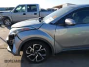 ✅ 2018 Toyota C-HR XLE • VIN: NMTKHMBX1JR015400 • Lot: 43336797. Wystawiony na IAAI z przebiegiem 31 945 mil. Bezpłatny archiwum sprzedaży aukcyjnych z USA i szczegółowy raport historii pojazdu na DreamBid. Zdjęcie 18.
