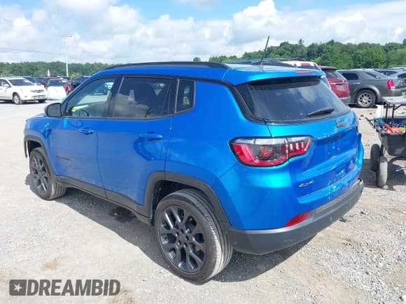 ✅ 2021 Jeep Compass 80th Anniversary • VIN: 3C4NJDEB5MT562277 • Lot: 42668078. Listed on IAAI with 26,946 mi. Free auction sales archive from the USA and detailed vehicle history report at DreamBid. Image 3.