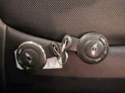 ✅ 2015 MINI Paceman • VIN: WMWSS1C57FWN94914 • Lot: 41553167. Wystawiony na IAAI z przebiegiem 70 134 mil. Bezpłatny archiwum sprzedaży aukcyjnych z USA i szczegółowy raport historii pojazdu na DreamBid. Zdjęcie 11.