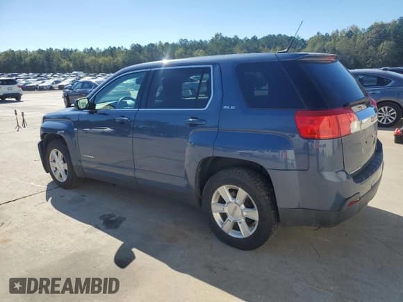 ✅ 2011 GMC Terrain SLE-1 • VIN: 2CTFLREC1B6355329 • Лот: 86144795. Опубликован ранее на Copart с пробегом 85 284 миль. Бесплатный доступ к архиву аукционных продаж из США и подробный отчёт об истории автомобиля на DreamBid. Изображение 2.