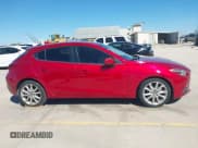 ✅ 2015 Mazda 3 S Grand Touring • VIN: JM1BM1M3XF1270671 • Лот: 43552704. Опубликован ранее на IAAI с пробегом 124 055 миль. Бесплатный доступ к архиву аукционных продаж из США и подробный отчёт об истории автомобиля на DreamBid. Изображение 13.