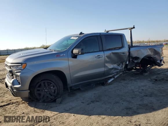 ✅ 2023 Chevrolet Silverado 1500 RST • VIN: 3GCUDEEL9PG218238 • Lot: 47062895. Wystawiony na Copart z przebiegiem 41 287 mil. Bezpłatny archiwum sprzedaży aukcyjnych z USA i szczegółowy raport historii pojazdu na DreamBid. Zdjęcie 1.