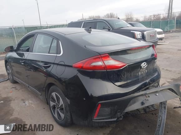 ✅ 2017 Hyundai Ioniq SEL • VIN: KMHC75LC9HU027841 • Lot: 41593282. Wystawiony na IAAI z przebiegiem 107 030 mil. Bezpłatny archiwum sprzedaży aukcyjnych z USA i szczegółowy raport historii pojazdu na DreamBid. Zdjęcie 3.