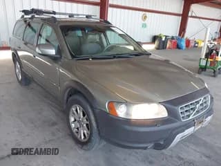 ✅ 2007 Volvo XC70 • VIN: YV4SZ592071254759 • Lot: 42662200. Listed on IAAI with 218,109 mi. Free auction sales archive from the USA and detailed vehicle history report at DreamBid. Image 1.