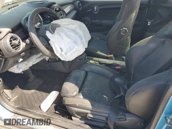 2015 MINI Hardtop S с VIN WMWXP7C59F2A37524, выставлен на аукционе Copart как лот 58071575 с пробегом Не указан миль и Списание • Salvage title. История ставок и продаж доступна на DreamBid. Изображение 7.