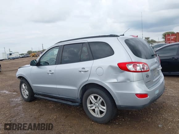 ✅ 2010 Hyundai Santa Fe GLS • VIN: 5NMSG3AB3AH384296 • Лот: 43223357. Опубликован ранее на IAAI с пробегом 160 962 миль. Бесплатный доступ к архиву аукционных продаж из США и подробный отчёт об истории автомобиля на DreamBid. Изображение 15.