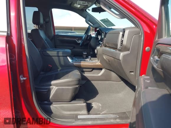 ✅ 2022 Chevrolet Silverado 1500 LT Trail Boss • VIN: 3GCUDFED5NG572592 • Lot: 42045916. Wystawiony na IAAI z przebiegiem 120 559 mil. Bezpłatny archiwum sprzedaży aukcyjnych z USA i szczegółowy raport historii pojazdu na DreamBid. Zdjęcie 5.