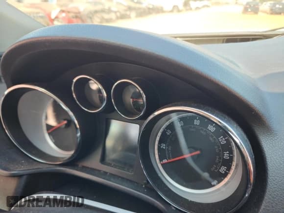 ✅ 2013 Buick Regal Turbo Premium 2 • VIN: 2G4GT5GV1D9208688 • Lot: 84957315. Wystawiony na Copart z przebiegiem Nie podano. Bezpłatny archiwum sprzedaży aukcyjnych z USA i szczegółowy raport historii pojazdu na DreamBid. Zdjęcie 9.