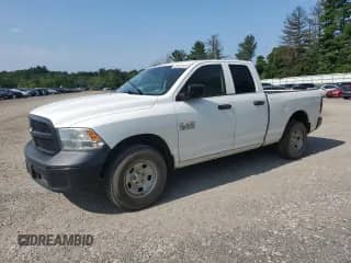 2018 Ram 1500 Tradesman z VIN 1C6RR7FG1JS293642, wystawiony jako Copart lot #67491335 z przebiegiem 215 463 mil mil oraz Czysty tytuł • Clean title. Historia ofert i sprzedaży dostępna na DreamBid. Obrazek 1.