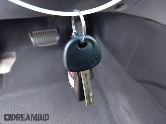 ✅ 2013 Hyundai Sonata GLS • VIN: 5NPEB4AC7DH512539 • Лот: 43480380. Размещён на IAAI с пробегом 107 461 миль миль. Получите бесплатный доступ к архиву аукционных продаж из США и посмотрите подробный отчёт об истории автомобиля на DreamBid. Изображение 11.