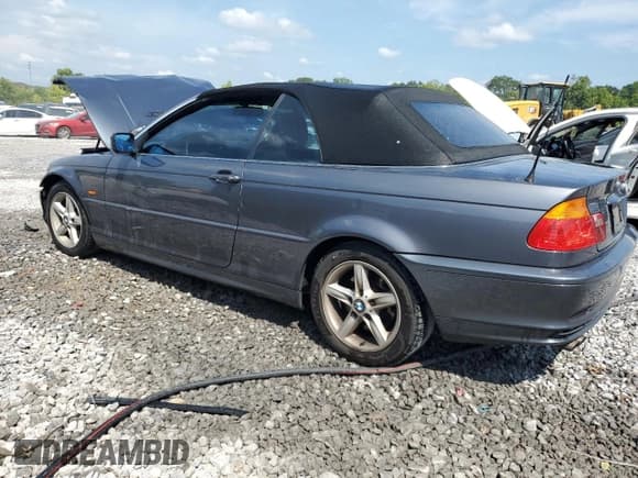 ✅ 2002 BMW 3 Series 325Ci • VIN: WBABS33412JY59885 • Лот: 65910515. Опубликован ранее на Copart с пробегом 139 361 миль. Бесплатный доступ к архиву аукционных продаж из США и подробный отчёт об истории автомобиля на DreamBid. Изображение 2.