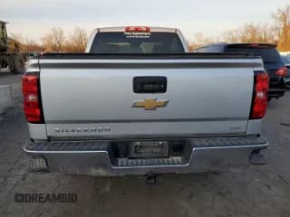 ✅ 2019 Chevrolet Silverado 1500 LT • VIN: 2GCVKPEC8K1195266 • Lot: 79939493. Wystawiony na Copart z przebiegiem Nie podano. Bezpłatny archiwum sprzedaży aukcyjnych z USA i szczegółowy raport historii pojazdu na DreamBid. Zdjęcie 6.