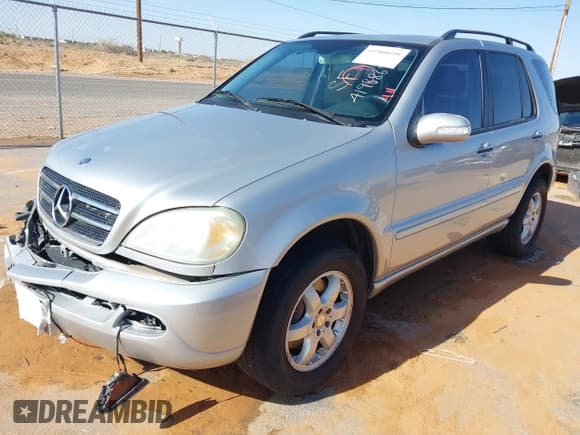 ✅ 2003 Mercedes-Benz M 500 • VIN: 4JGAB75E23A393330 • Lot: 41988690. Listed on IAAI with 126,050 mi. Free auction sales archive from the USA and detailed vehicle history report at DreamBid. Image 17.
