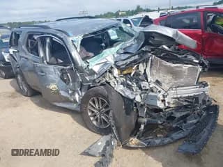 ✅ 2023 Chevrolet Traverse LT Cloth • VIN: 1GNEVMKW6PJ213899 • Lot: 42864881. Listed on IAAI with Not provided. Free auction sales archive from the USA and detailed vehicle history report at DreamBid. Image 1.