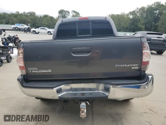 ✅ 2011 Toyota Tacoma PreRunner • VIN: 5TFJU4GNXBX010000 • Lot: 85889915. Listed on Copart with 216,189 mi. Free auction sales archive from the USA and detailed vehicle history report at DreamBid. Image 6.