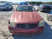 ✅ 2001 Mercedes-Benz SLK 230/320 • VIN: WDBKK65F81F207963 • Lot: 82575195. Wystawiony na Copart z przebiegiem 129 199 mil. Bezpłatny archiwum sprzedaży aukcyjnych z USA i szczegółowy raport historii pojazdu na DreamBid. Zdjęcie 5.