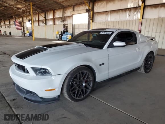 ✅ 2011 Ford Mustang GT • VIN: 1ZVBP8CF2B5107606 • Лот: 61621395. Опубликован ранее на Copart с пробегом 144 648 миль. Бесплатный доступ к архиву аукционных продаж из США и подробный отчёт об истории автомобиля на DreamBid. Изображение 1.