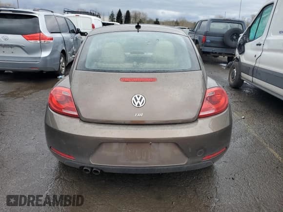 ✅ 2014 Volkswagen Beetle 2.0L TDI • VIN: 3VWJL7AT4EM636614 • Lot: 47671395. Listed on Copart with Not provided. Free auction sales archive from the USA and detailed vehicle history report at DreamBid. Image 6.