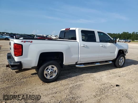 ✅ 2016 Chevrolet Silverado 2500HD LT • VIN: 1GC1KVEG8GF244486 • Lot: 58401105. Wystawiony na Copart z przebiegiem 85 956 mil. Bezpłatny archiwum sprzedaży aukcyjnych z USA i szczegółowy raport historii pojazdu na DreamBid. Zdjęcie 3.