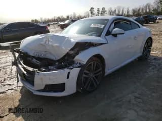 ✅ 2016 Audi TT 2.0T • VIN: TRUC5AFV1G1028150 • Lot: 73555532. Wystawiony na Copart z przebiegiem Nie podano. Bezpłatny archiwum sprzedaży aukcyjnych z USA i szczegółowy raport historii pojazdu na DreamBid. Zdjęcie 1.