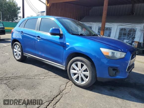 2015 Mitsubishi Outlander ES with VIN 4A4AP3AU2FE025683, listed as a Copart auction lot 70133095 with 123,372 mi miles and Clean title. Bid and sale history available at DreamBid. Image 4.