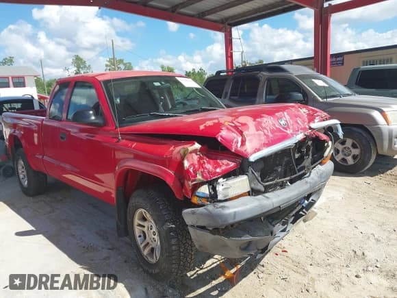 ✅ 2004 Dodge Dakota • VIN: 1D7HG12K74S727008 • Lot: 41690706. Wystawiony na IAAI z przebiegiem 72 924 mil. Bezpłatny archiwum sprzedaży aukcyjnych z USA i szczegółowy raport historii pojazdu na DreamBid. Zdjęcie 1.