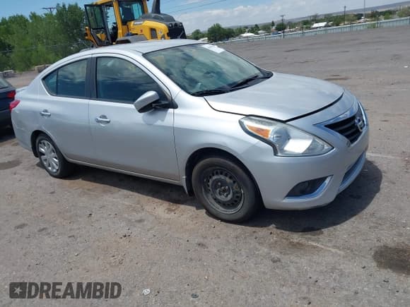 ✅ 2015 Nissan Versa S • VIN: 3N1CN7AP9FL893397 • Lot: 42683836. Listed on IAAI with 124,579 mi. Free auction sales archive from the USA and detailed vehicle history report at DreamBid. Image 1.