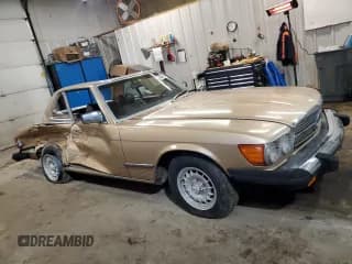 ✅ 1981 Mercedes-Benz 380 SL • VIN: WDBBA45A4BB004119 • Lot: 50952735. Listed on Copart with 148,468 mi. Free auction sales archive from the USA and detailed vehicle history report at DreamBid. Image 4.