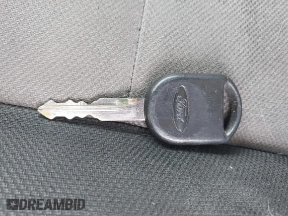 ✅ 2011 Ford Ranger XLT • VIN: 1FTKR4EE6BPB22950 • Lot: 42057972. Listed on IAAI with 114,834 mi. Free auction sales archive from the USA and detailed vehicle history report at DreamBid. Image 11.