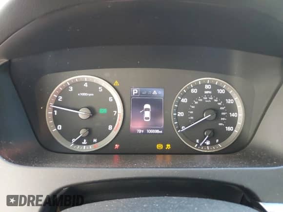 2015 Hyundai Sonata Sport с VIN 5NPE34AF8FH173848, выставлен на аукционе Copart как лот 82689325 с пробегом 106 698 миль миль и Списание • Salvage title. История ставок и продаж доступна на DreamBid. Изображение 9.