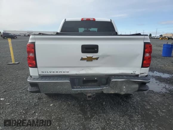 ✅ 2017 Chevrolet Silverado 1500 LT • VIN: 3GCUKREC7HG316652 • Lot: 82336625. Wystawiony na Copart z przebiegiem 60 284 mil. Bezpłatny archiwum sprzedaży aukcyjnych z USA i szczegółowy raport historii pojazdu na DreamBid. Zdjęcie 6.