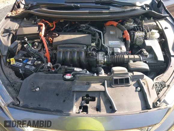 ✅ 2018 Honda Clarity • VIN: JHMZC5F13JC009205 • Lot: 42985550. Wystawiony na IAAI z przebiegiem 82 251 mil. Bezpłatny archiwum sprzedaży aukcyjnych z USA i szczegółowy raport historii pojazdu na DreamBid. Zdjęcie 10.