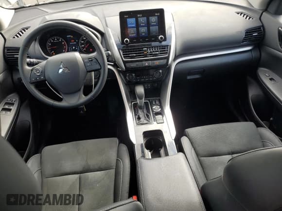 ✅ 2023 Mitsubishi Eclipse Cross SE • VIN: JA4ATWAA8PZ052983 • Lot: 52776835. Wystawiony na Copart z przebiegiem 20 151 mil. Bezpłatny archiwum sprzedaży aukcyjnych z USA i szczegółowy raport historii pojazdu na DreamBid. Zdjęcie 8.