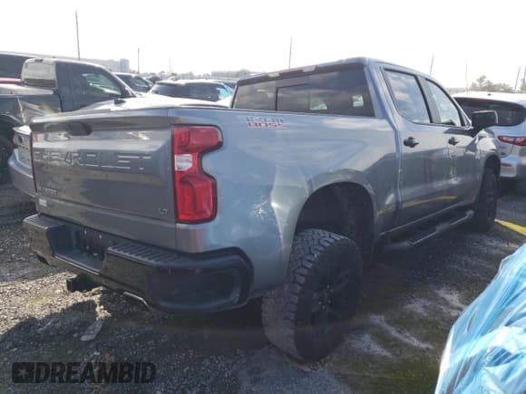 ✅ 2021 Chevrolet Silverado 1500 LT Trail Boss • VIN: 1GCPYFED8MZ148842 • Lot: 72511934. Wystawiony na Copart z przebiegiem 65 822 mil. Bezpłatny archiwum sprzedaży aukcyjnych z USA i szczegółowy raport historii pojazdu na DreamBid. Zdjęcie 3.